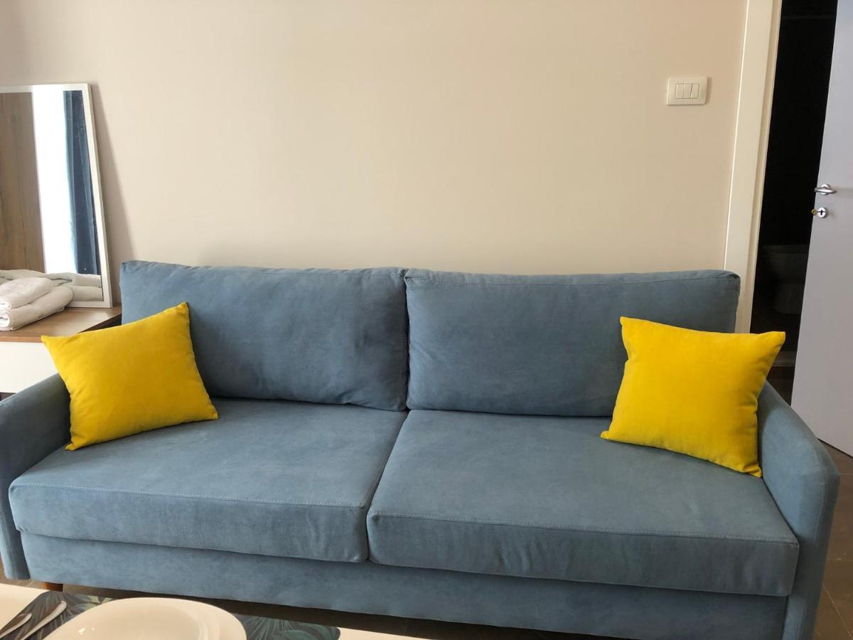 Rezidenca Shopi Apartment เอลบาซาน ภายนอก รูปภาพ