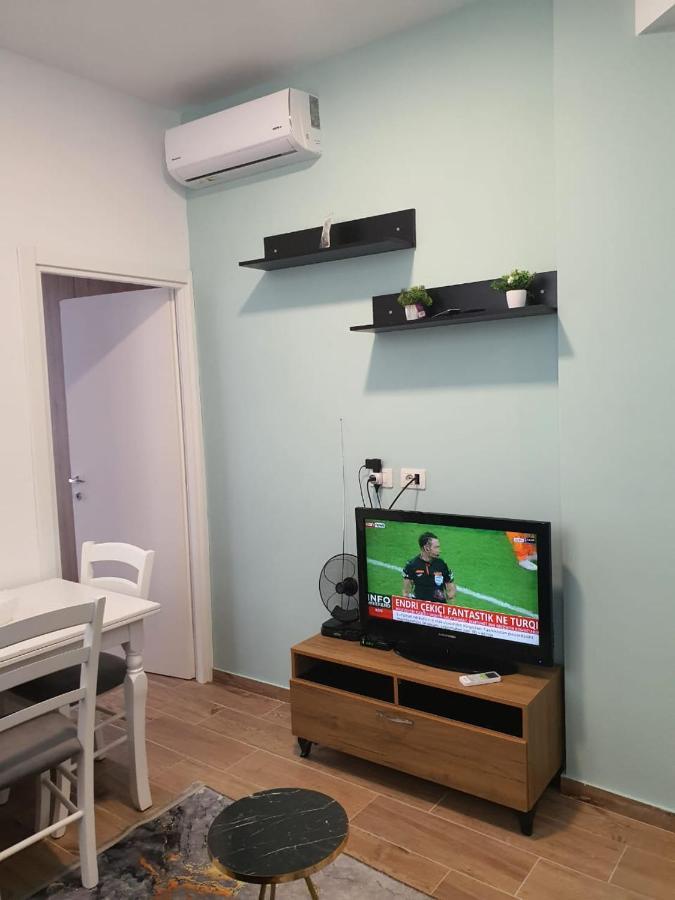 Rezidenca Shopi Apartment เอลบาซาน ภายนอก รูปภาพ