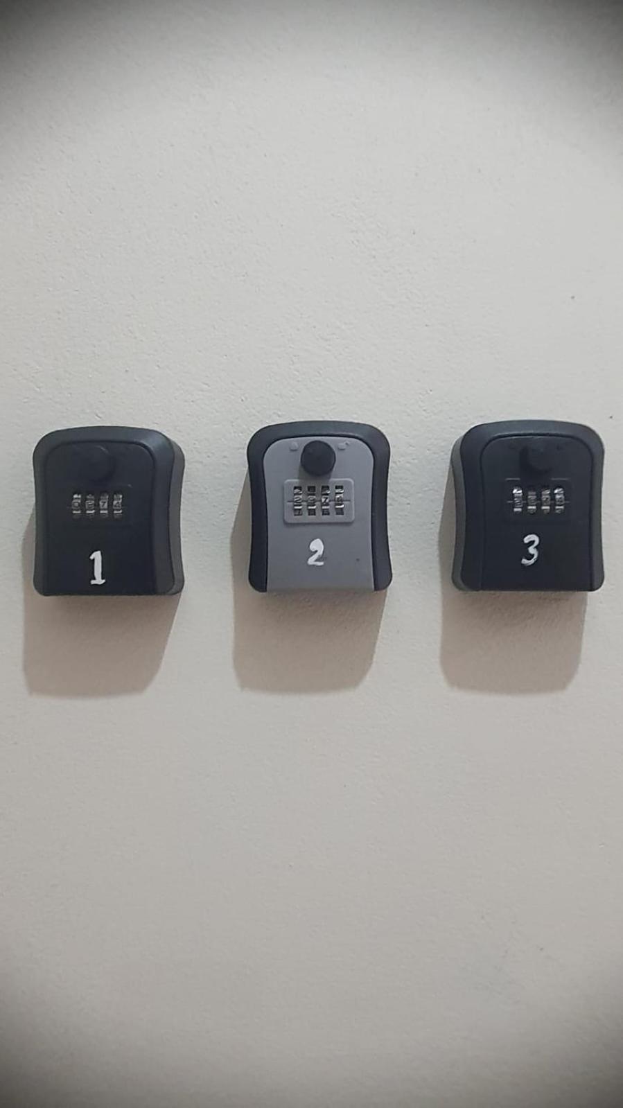 Rezidenca Shopi Apartment เอลบาซาน ห้อง รูปภาพ